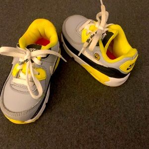 Boys sneakers. Size 5C